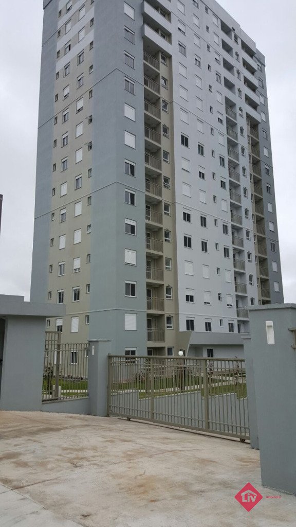 Apartamentos - 2 Dorm.<br />De Lazzer<br />Caxias do Sul<br /><br />Excelente apartamento com 2 dormitórios, sala de estar e jantar, cozinha com área de serviço, água quente, gás central, hidrômetros individuais, 1 banheiro social, piso cerâmico e laminado, sacada, esquadrias em PVC, 1 vaga de garagem. 0-0