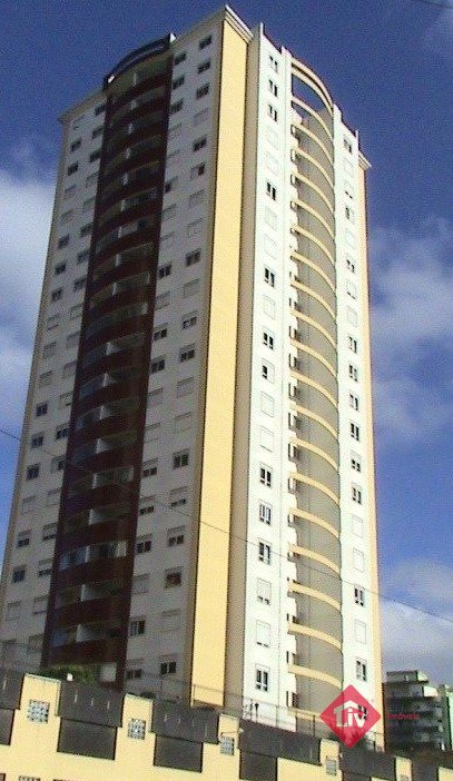 Apartamentos - 3 Dorm.<br />Rio Branco<br />Caxias Do Sul<br /><br />Apartamento com 3 dormitórios sendo 1 suíte, sala de estar e jantar, 1 banheiro social, cozinha, área de serviço, sacada, 2 vagas de garagem.