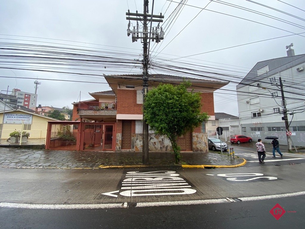 Terreno à venda no bairro Pio X em Caxias do Sul/RS